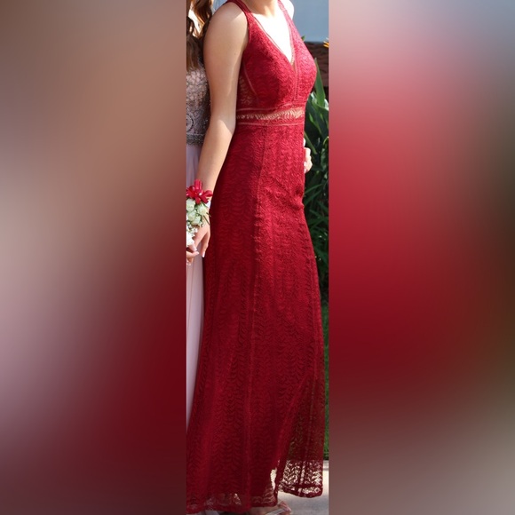 Women’s Dress - Picture 15 of 15